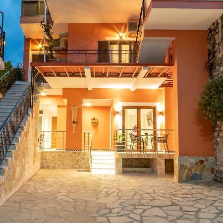 Bella Vasilica Luxury Apartments Parga Exterior foto